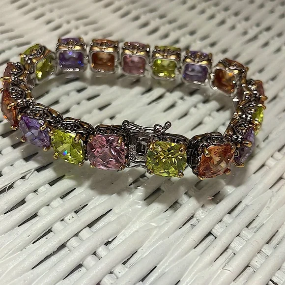 Rare Vintage Park Lane Signature Tennis Bracelet - Picture 2 of 2